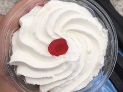 -红宝石·鲜奶小方·海派西点房(莘庄龙之梦店)