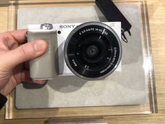 -Sony Store 索尼(上海淮海中路店)