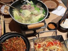 -川堂风·跷脚牛肉·乐山爆炒(宝山日月光店)