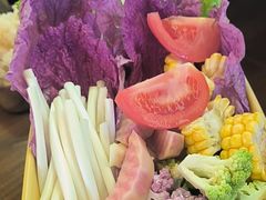 -花菇朵·云山雀 ll 野生菌锅·野果酸汤·精品滇菜(万柳店)