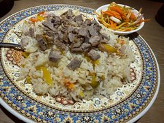 新疆焖锅羊肉抓饭-耶里夏丽·新疆菜·28年喀什老馆(田林东路店)