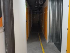 -安东易迷你自助仓储寄存仓库(顾戴路店)