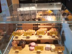 面包甜点陈列柜-麦当劳(天塔道店)