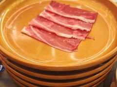 -牛YO寿喜烧·铁板烧和牛火锅自助(市府恒隆店)