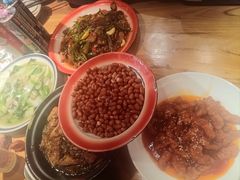 -泥糊破店小酒馆·团建聚餐(南京西路店)