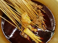 -拈签一笑黄牛肉辣卤串串