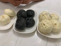 -李与白包子铺(桐梓林店)