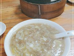 -罗卜李包子羊肉汤