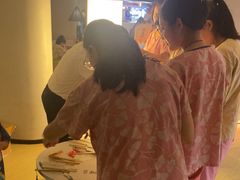 -涨巢·潮玩水疗局