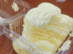 -红宝石·鲜奶小方·海派西点房(南丹店)