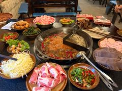 -渝井巷重庆老火锅(沈阳吉祥店)