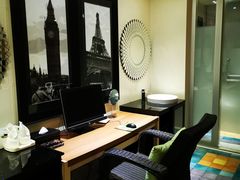 -喜鹊愉家酒店(郑州曼哈顿博览中心地铁站店)