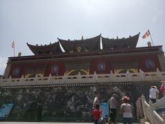 -塔尔寺游客服务中心