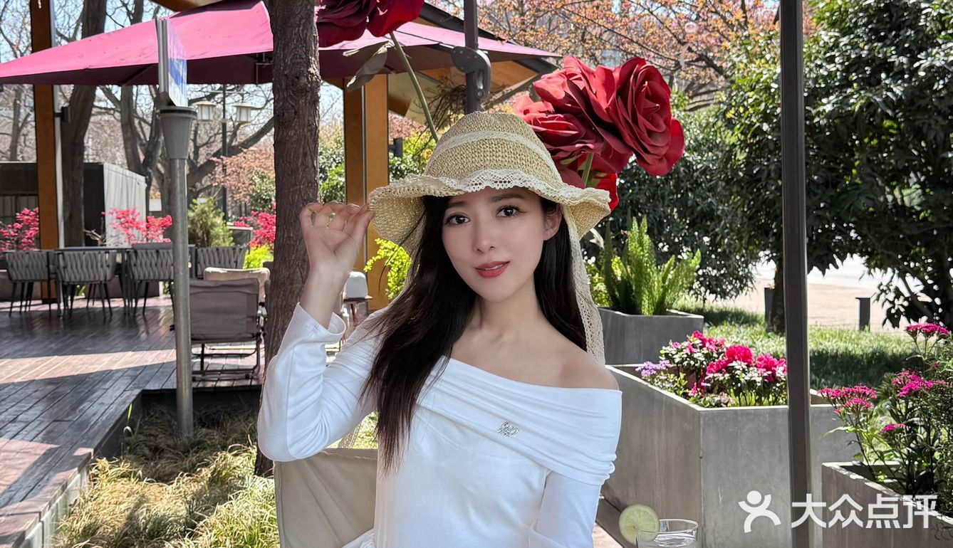 南湖边吃到了风靡全球的手抓海鲜～💕