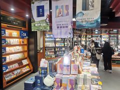 -西西弗书店(城西银泰城店)