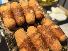 -洞庭洲·防空洞火锅·铜锅涮肉·烧烤(新百广场店)