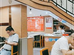 大堂-老头盖浇饭(南京新街口明瓦廊宏光酒店店)