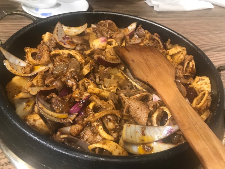 香滋滋的吃烤牛肉~牛一锅