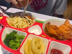 -蒙特利亲子乐园