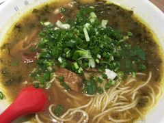 -牛吃草牛杂面(天一店)