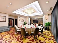 -大连长城大饭店(西安路地铁站店)