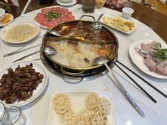 -乡土特色.冷锅鱼.牦牛肉火锅