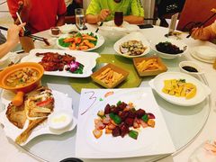 -骏莱海鲜鱼港(五角场店)