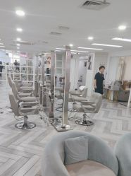 -米娜护肤造型