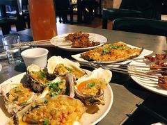烤生蚝-壹号院音乐餐厅•烤全羊•新疆菜(浐灞店)