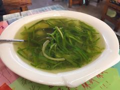水性杨花汤-泸沽肴(泸沽湖大洛水村农村信用社旁店)