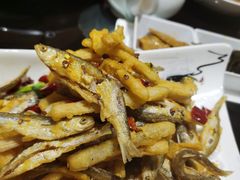 -湖锦酒楼·32年地道湖北菜(光谷店)