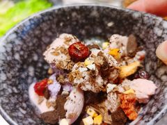 冰淇淋自助-哥老官重庆美蛙鱼头(五角场合生汇店)