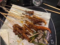 -何师烧烤·香辣蟹·川菜·30年老品牌(太古里旗舰店)