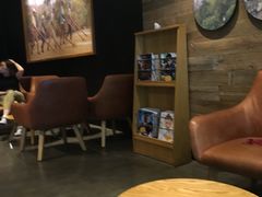 大堂-星巴克(洛阳中州路王府井店)