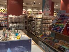-名创优品(河南郑州健康路2店)
