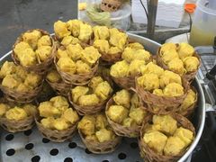 -席娜卡琳火车铁道夜市