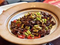 -魏铭鱼头捞饭(晋阳路店)