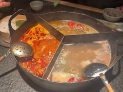 -三出山火锅(南京万象天地店)