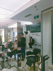 -CUT CUT Hair Salon