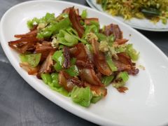 -蔼若春.传承三十年云南菜(金碧公园店)