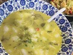 -东口码头·烧鸽子·鱼头泡饼·地方菜(金鹰悦城店)