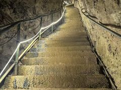 -贵阳猴耳天坑·极限酷玩公园