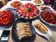 -沪小胖小龙虾(淮海中路旗舰店)
