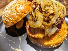 好莱坞汉堡-Let'sBURGERplus·非常创意汉堡(三里屯店)