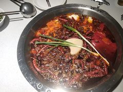 -茅草房·河畔园林火锅