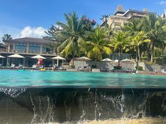 -海南清水湾莱佛士酒店