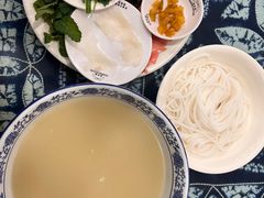 -桥香园云南过桥米线(金马碧鸡店)