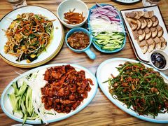 -合合春饼·酱骨·东北菜(潘家园店)