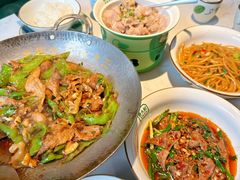 -费大厨辣椒炒肉(黄兴中心广场店)