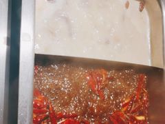 -尚尚仙·酸汤猪手·猪肚鸡火锅(华联万柳购物中心店)